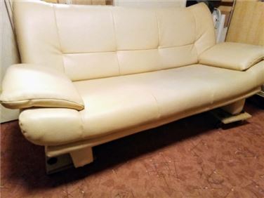 Abbildung: 3 Sitzer Sofa