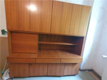 Abbildung: Wohnzimmerschrank