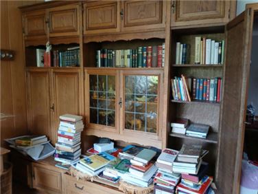 Abbildung: Wohnzimmerschrank