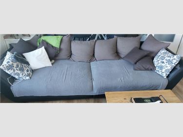 Abbildung: Big Sofa, Kunstleder, 300x110x65
